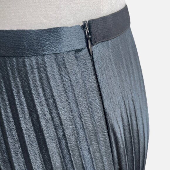 ZARA Accordion Pleated Midi Skirt in Midnight Blue Size XS CLASSIC NEUTRAL - Picture 5 of 8